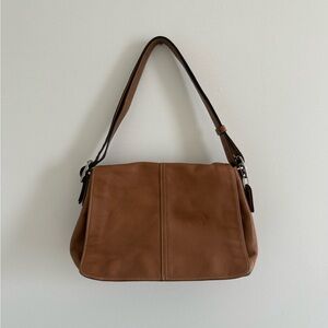 VINTAGE COACH Hampton Tan Leather Flap Shoulder/Crossbody Bag w/ Silver Hardware